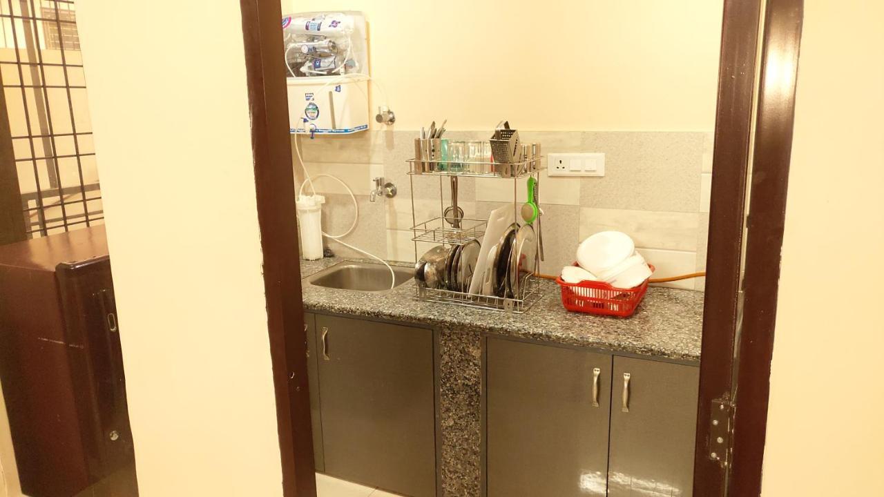 Mi Casa Sector 47 Apartment Гургаон Екстериор снимка