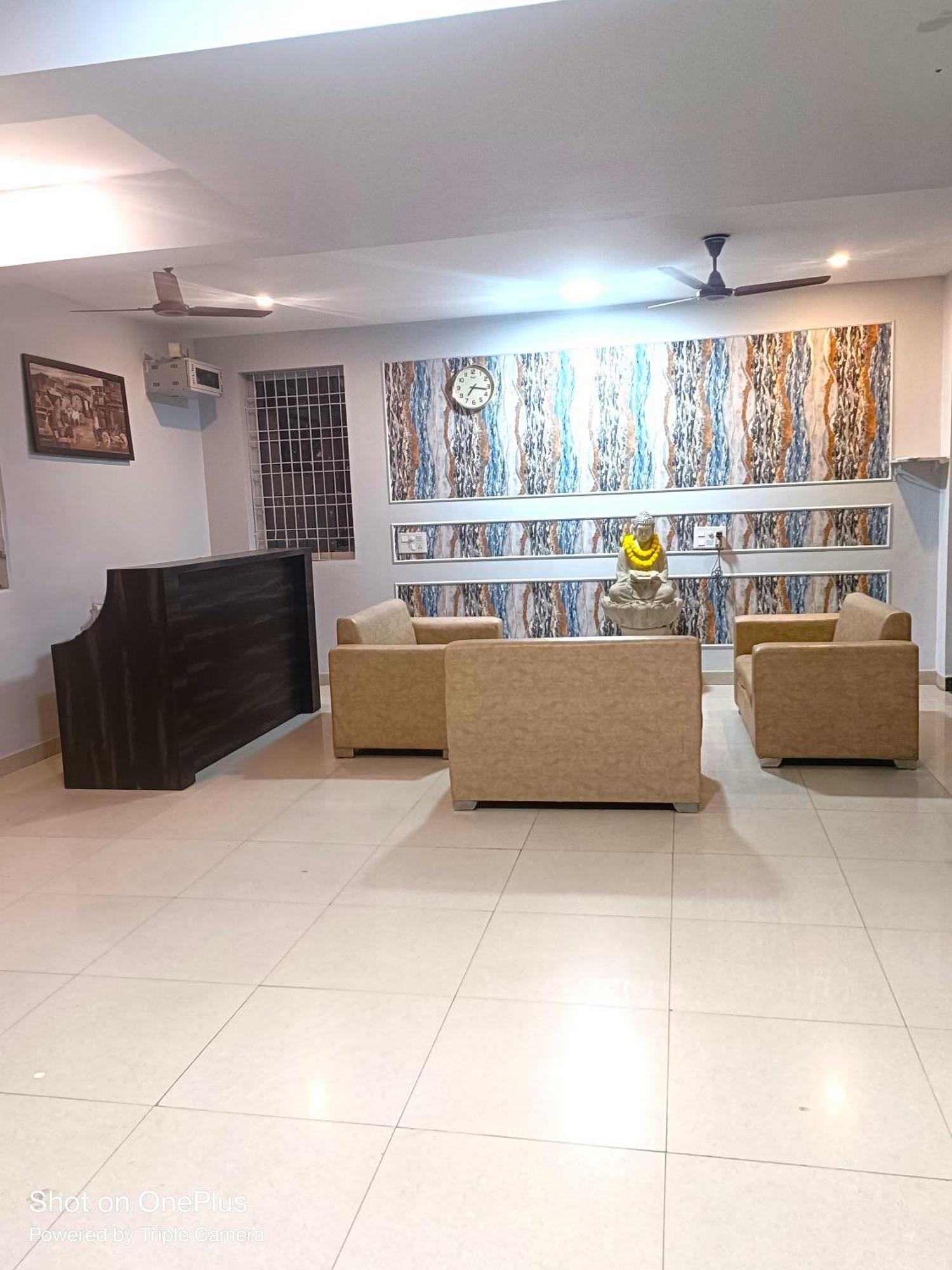 Mi Casa Sector 47 Apartment Гургаон Екстериор снимка