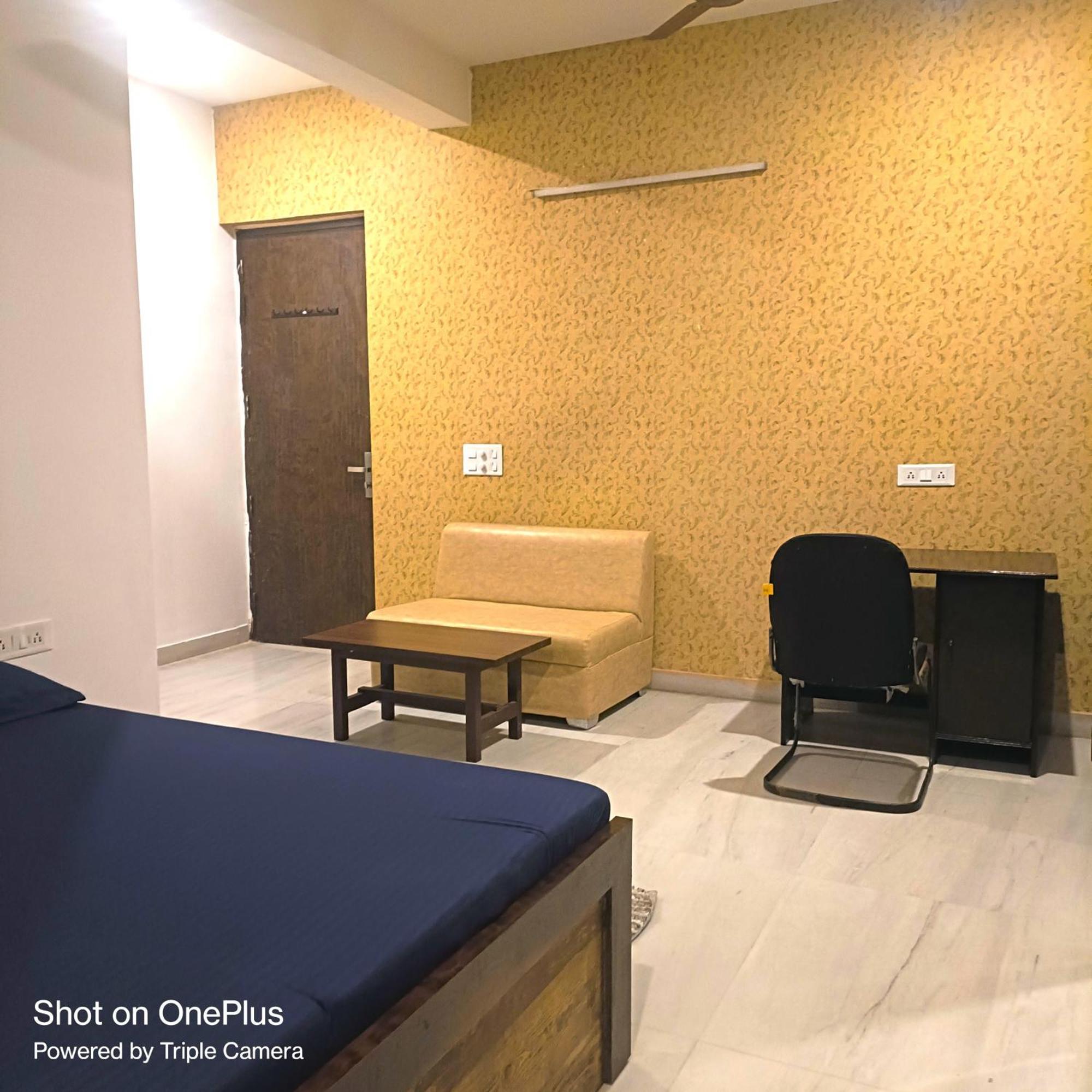 Mi Casa Sector 47 Apartment Гургаон Екстериор снимка