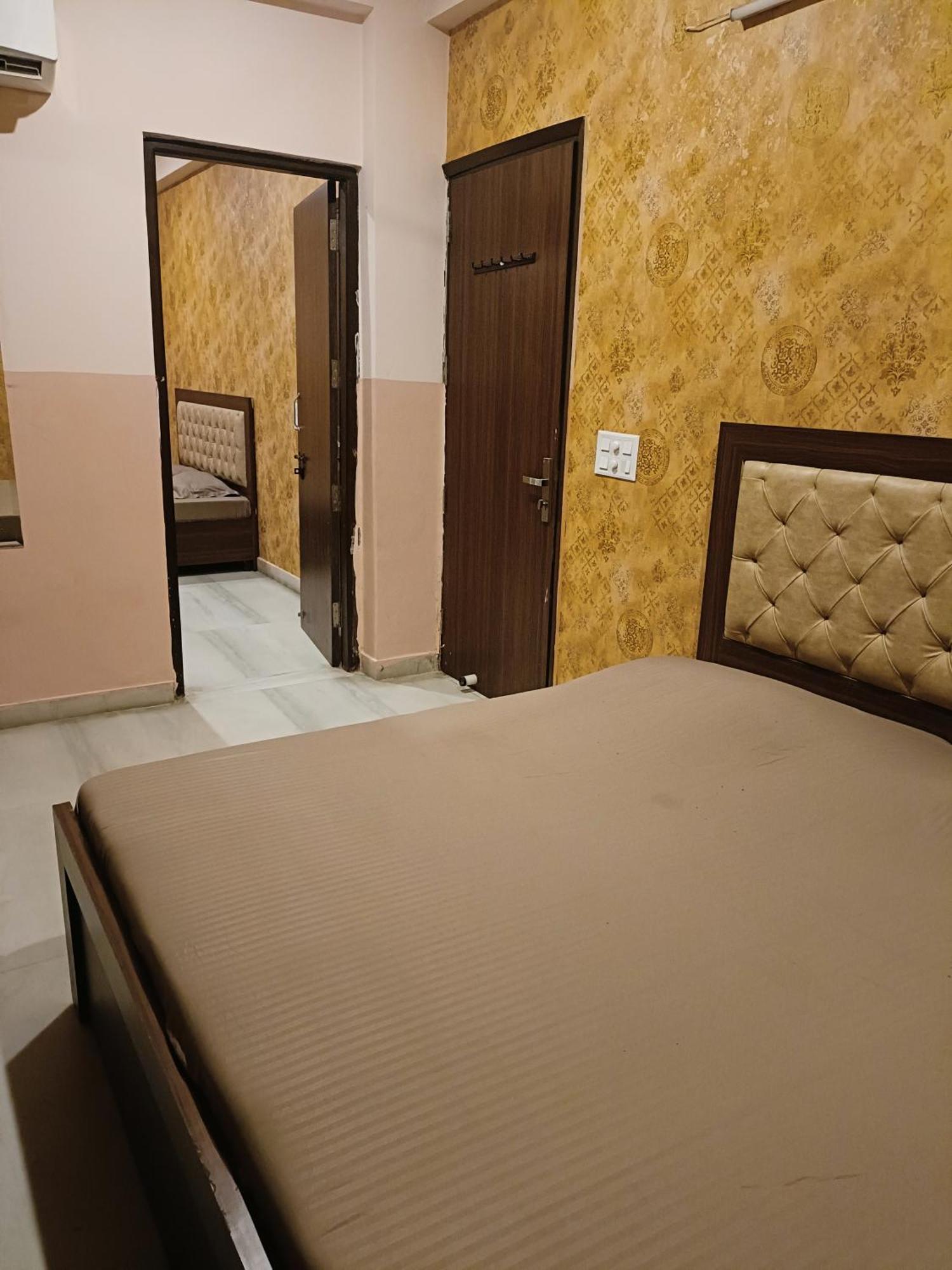 Mi Casa Sector 47 Apartment Гургаон Екстериор снимка
