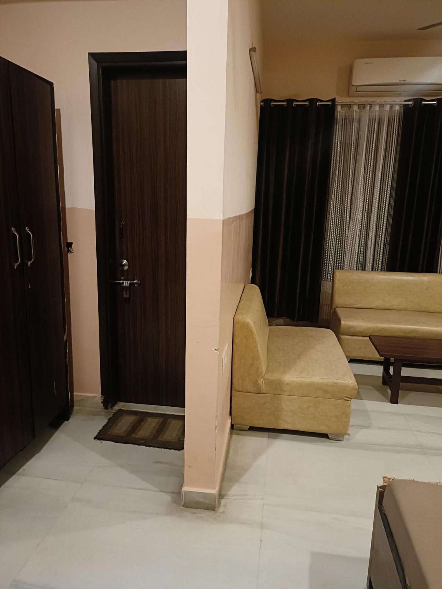 Mi Casa Sector 47 Apartment Гургаон Екстериор снимка