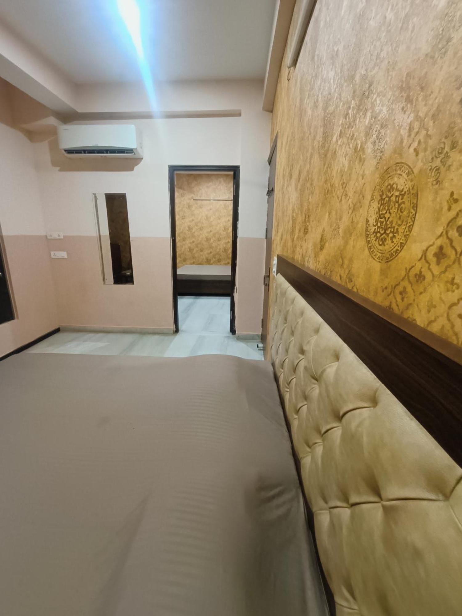 Mi Casa Sector 47 Apartment Гургаон Екстериор снимка