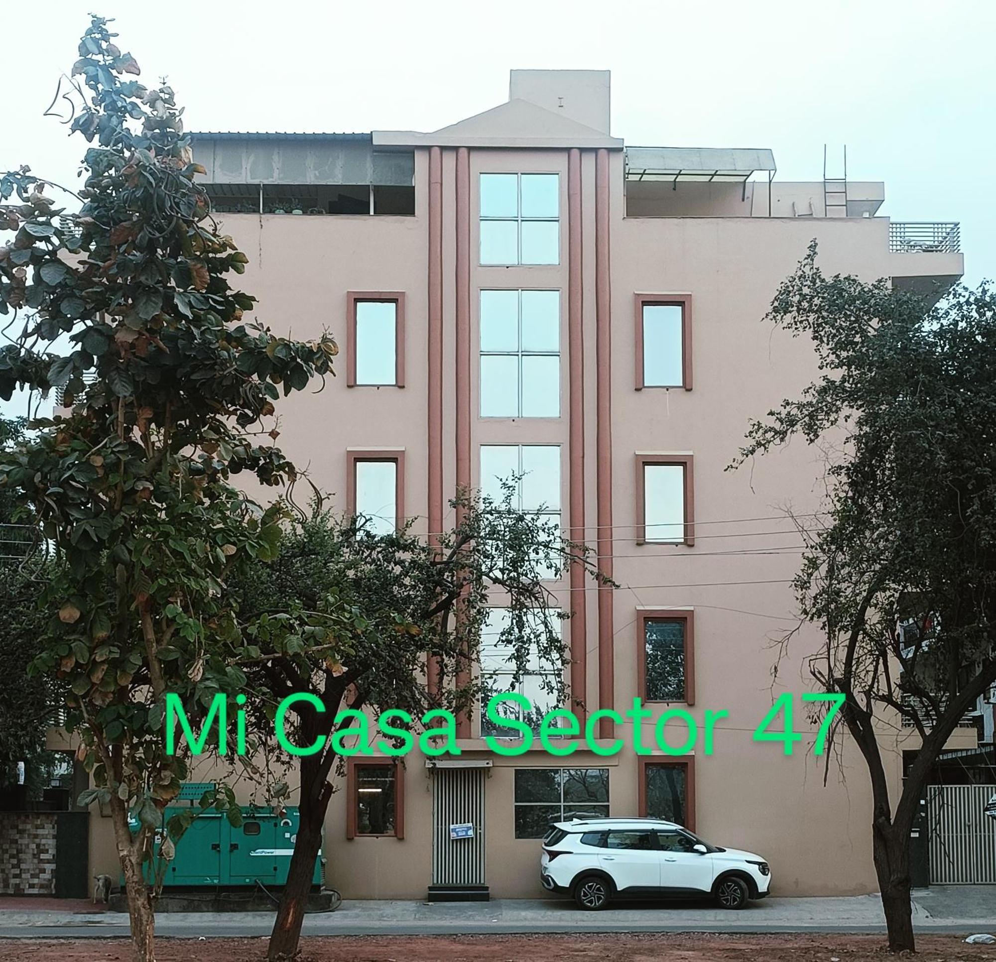 Mi Casa Sector 47 Apartment Гургаон Екстериор снимка